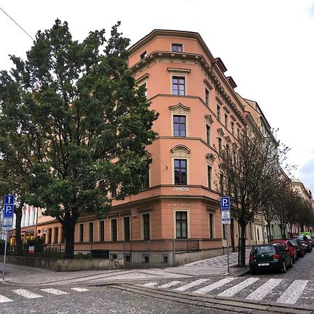 Ginosi Elema Apartel Prague Exterior photo